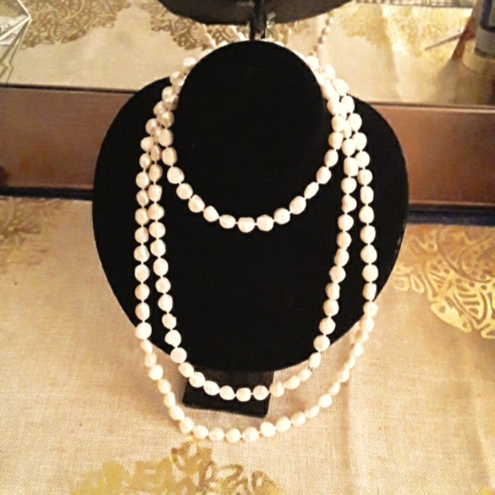 Ross Simon's cultured baroque pearl endless necklace.